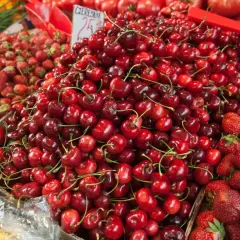 Sezon na czereśnie kiedy? Sprawdź, kiedy najlepiej je kupić
