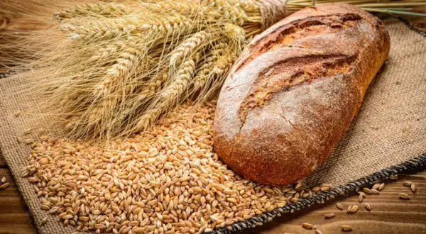 Płacić jak za zboże – co naprawdę oznacza to powiedzenie?
